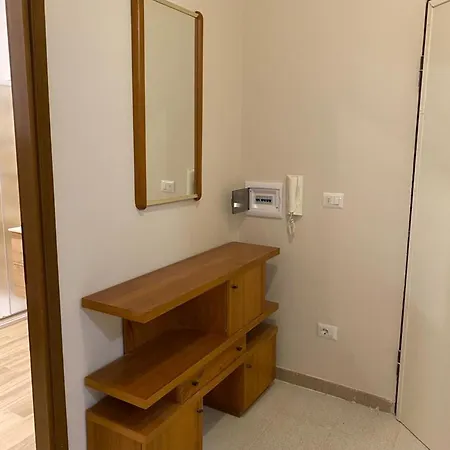 Modern In 60 Sqm With Balcony * טורה מליסה