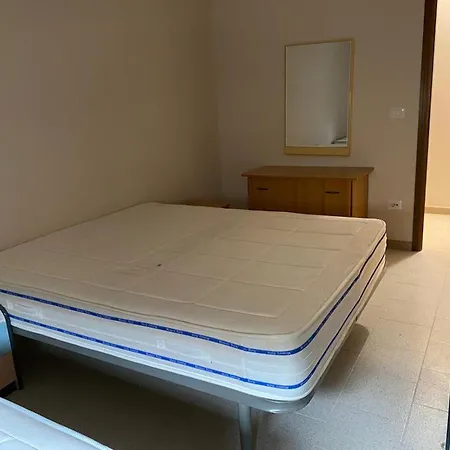 Modern In 60 Sqm With Balcony דירה